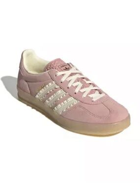 NWT Women’s Adidas Gazelle Indoor Sneakers Size 6.5